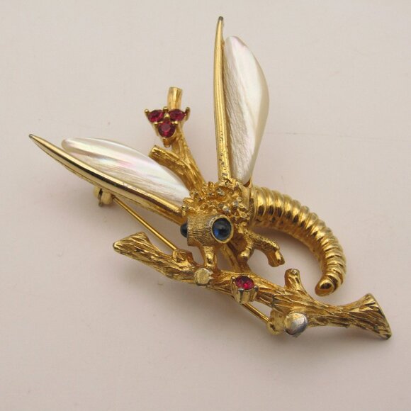 Vintage Signed Boucher Dragonfly Brooch - Picture 1 of 12